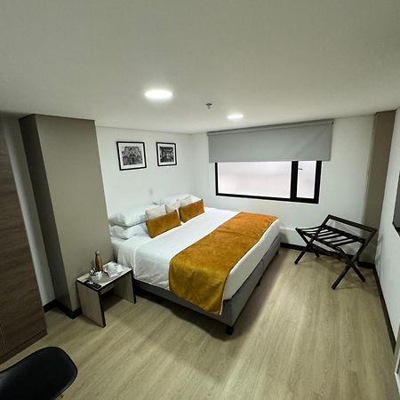 Hotel Wlh Gold Bogotá Exteriör bild