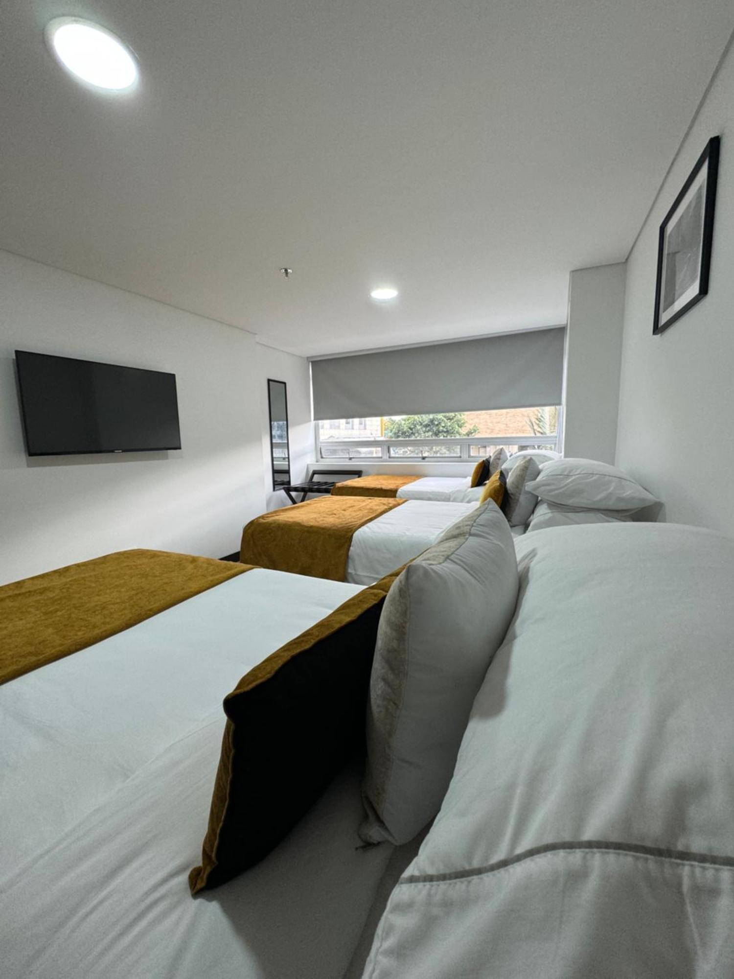 Hotel Wlh Gold Bogotá Exteriör bild